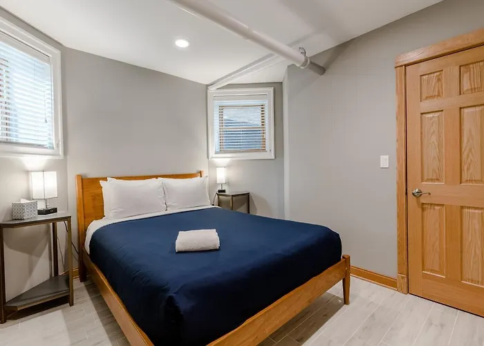 Apartment Quiet Oasis Only Minutes From Downtown - Friendly Neighborhood! Apts