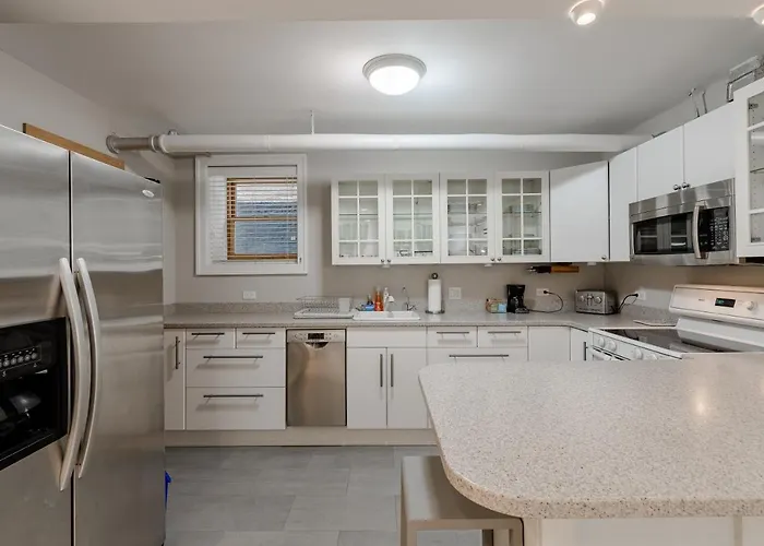 Quiet Oasis Only Minutes From Downtown - Friendly Neighborhood! Apts Apartment